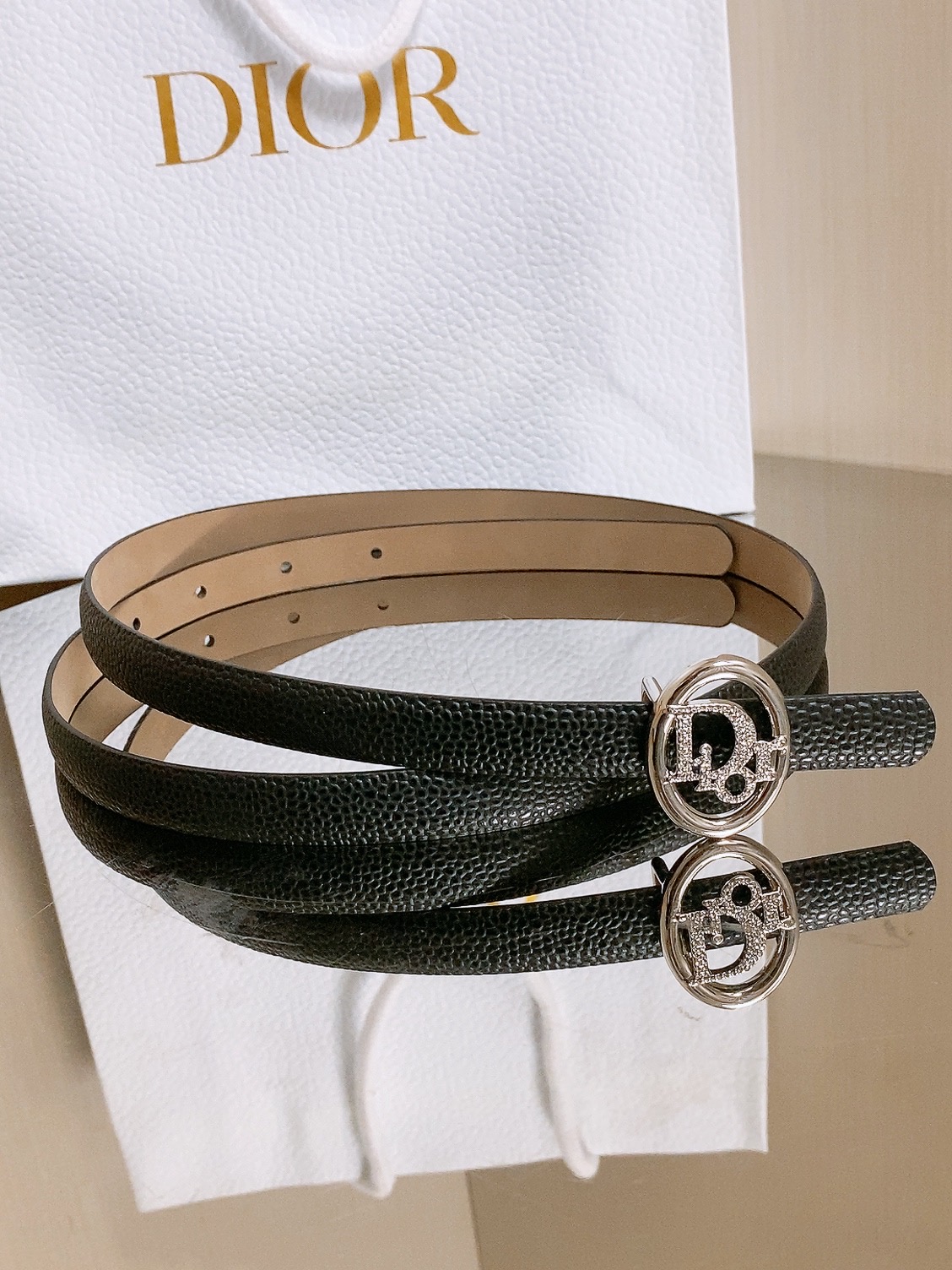 双面dior腰带 椭圆形扣子. 字母精致的镶有水钻 Reversible Dior Oblique Belt 进口光滑小