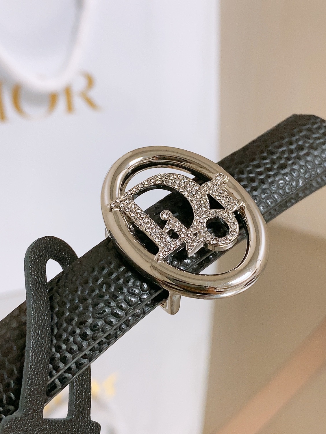 双面dior腰带 椭圆形扣子. 字母精致的镶有水钻 Reversible Dior Oblique Belt 进口光滑小