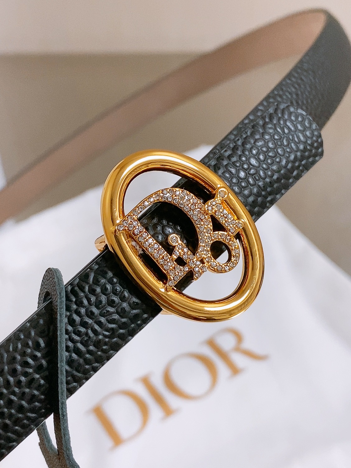 双面dior腰带 椭圆形扣子. 字母精致的镶有水钻 Reversible Dior Oblique Belt 进口光滑小