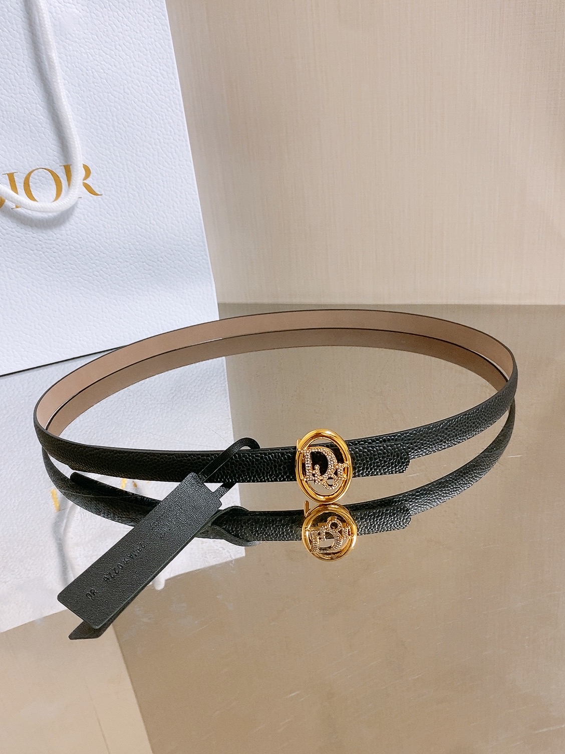 双面dior腰带 椭圆形扣子. 字母精致的镶有水钻 Reversible Dior Oblique Belt 进口光滑小
