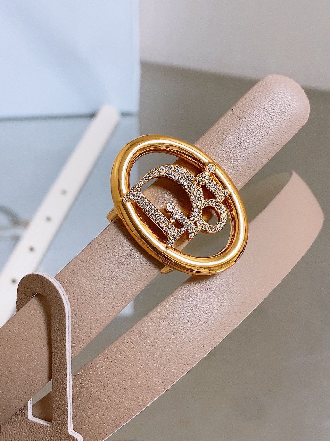 双面dior腰带 椭圆形扣子. 字母精致的镶有水钻 Reversible Dior Oblique Belt 进口光滑小