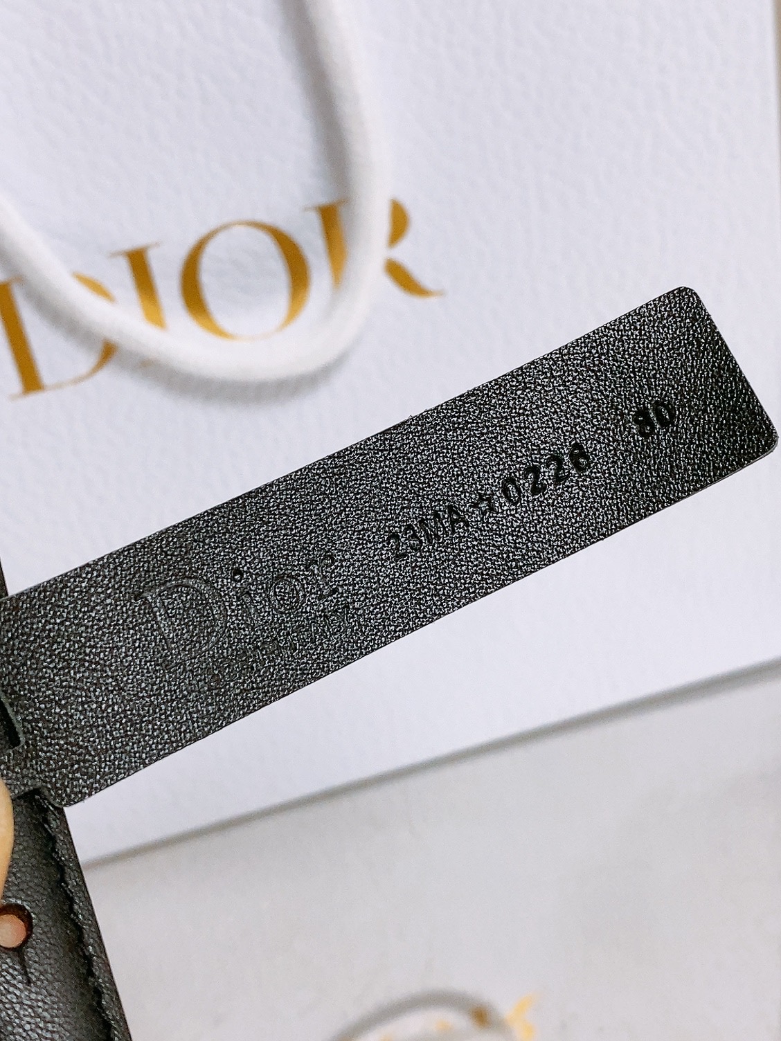 双面dior腰带 椭圆形扣子. 字母精致的镶有水钻 Reversible Dior Oblique Belt 进口光滑小