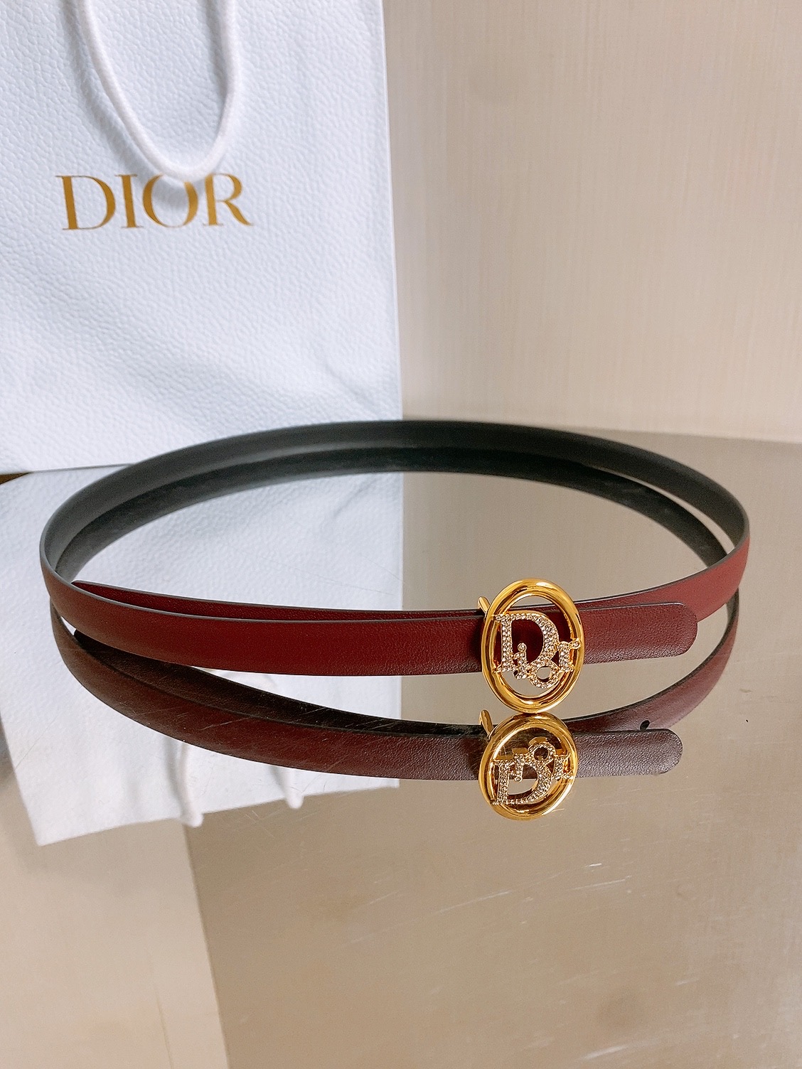 双面dior腰带 椭圆形扣子. 字母精致的镶有水钻 Reversible Dior Oblique Belt 进口光滑小
