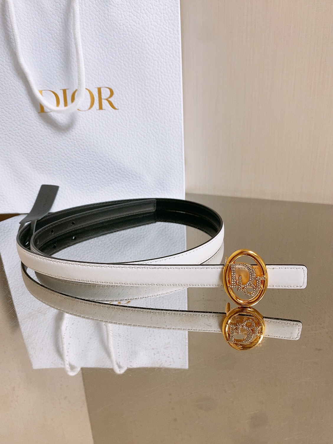双面dior腰带 椭圆形扣子. 字母精致的镶有水钻 Reversible Dior Oblique Belt 进口光滑小