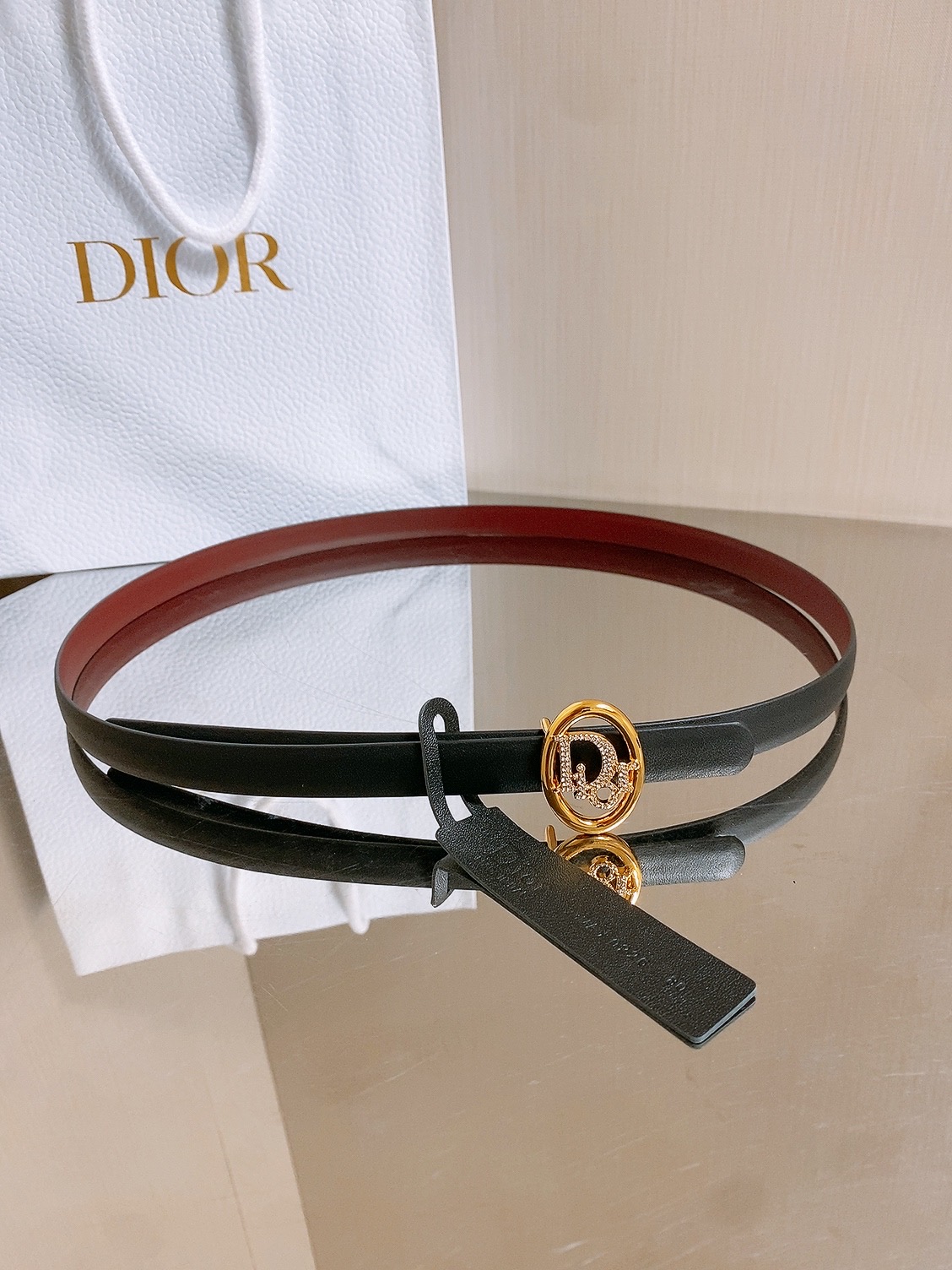 双面dior腰带 椭圆形扣子. 字母精致的镶有水钻 Reversible Dior Oblique Belt 进口光滑小