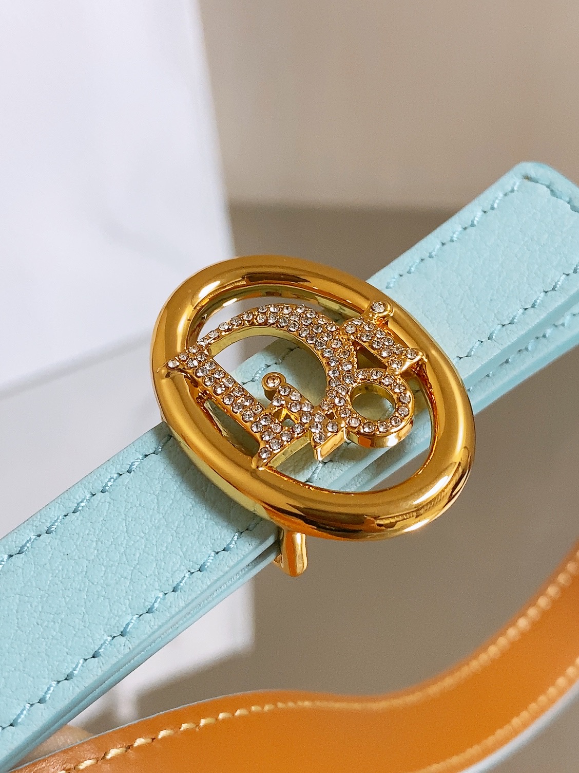 双面dior腰带 椭圆形扣子. 字母精致的镶有水钻 Reversible Dior Oblique Belt 进口光滑小