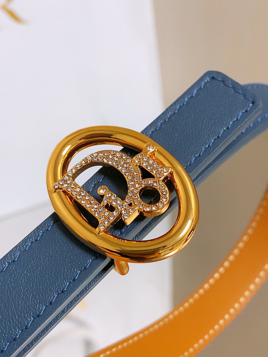 双面dior腰带 椭圆形扣子. 字母精致的镶有水钻 Reversible Dior Oblique Belt 进口光滑小