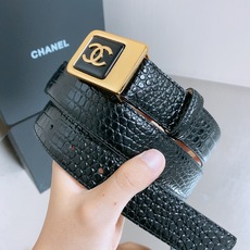-chanel 香家女士腰带 香家新款女士皮带,百搭女神配饰,字母CC板扣,黄铜金色金属,耐用不掉色,带身采用进口小牛皮 -chanel 香家女士腰带 香家新款女士皮带,百搭女神配饰,字母CC板扣,黄铜金色金属,耐用不掉色,带身采用进口小牛皮