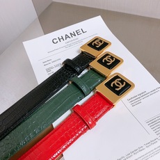 -chanel 香家女士腰带 香家新款女士皮带,百搭女神配饰,字母CC板扣,黄铜金色金属,耐用不掉色,带身采用进口小牛皮 -chanel 香家女士腰带 香家新款女士皮带,百搭女神配饰,字母CC板扣,黄铜金色金属,耐用不掉色,带身采用进口小牛皮