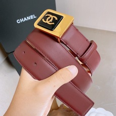 -chanel 香家女士腰带 香家新款女士皮带,百搭女神配饰,字母CC板扣,黄铜金色金属,耐用不掉色,带身采用进口小牛皮 -chanel 香家女士腰带 香家新款女士皮带,百搭女神配饰,字母CC板扣,黄铜金色金属,耐用不掉色,带身采用进口小牛皮