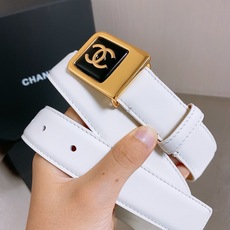 -chanel 香家女士腰带 香家新款女士皮带,百搭女神配饰,字母CC板扣,黄铜金色金属,耐用不掉色,带身采用进口小牛皮 -chanel 香家女士腰带 香家新款女士皮带,百搭女神配饰,字母CC板扣,黄铜金色金属,耐用不掉色,带身采用进口小牛皮