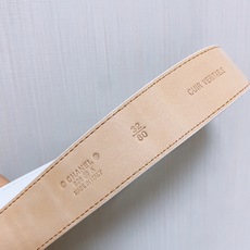 -chanel 香家女士腰带 香家新款女士皮带,百搭女神配饰,字母CC板扣,黄铜金色金属,耐用不掉色,带身采用进口小牛皮 -chanel 香家女士腰带 香家新款女士皮带,百搭女神配饰,字母CC板扣,黄铜金色金属,耐用不掉色,带身采用进口小牛皮