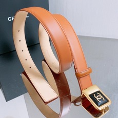 -chanel 香家女士腰带 香家新款女士皮带,百搭女神配饰,字母CC板扣,黄铜金色金属,耐用不掉色,带身采用进口小牛皮 -chanel 香家女士腰带 香家新款女士皮带,百搭女神配饰,字母CC板扣,黄铜金色金属,耐用不掉色,带身采用进口小牛皮