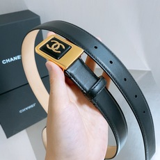 -chanel 香家女士腰带 香家新款女士皮带,百搭女神配饰,字母CC板扣,黄铜金色金属,耐用不掉色,带身采用进口小牛皮 -chanel 香家女士腰带 香家新款女士皮带,百搭女神配饰,字母CC板扣,黄铜金色金属,耐用不掉色,带身采用进口小牛皮