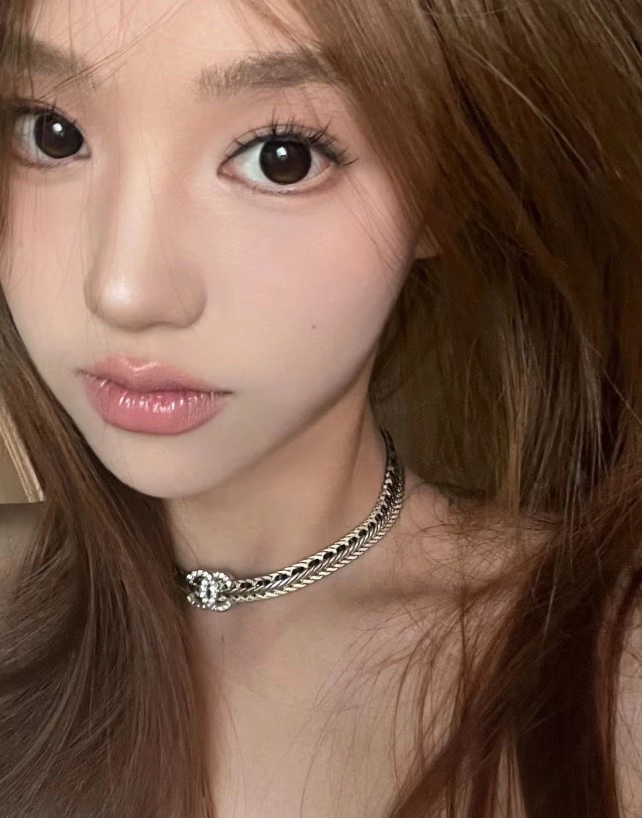 NO:634690,There are really many beauties looking for this choker. The upper body is beautiful and very classic. Cartier high-end jewelry.19860909真的超级多美女来找这款choker 上身巨好看而且很经典,,卡迪亚高端饰品,Jewelry