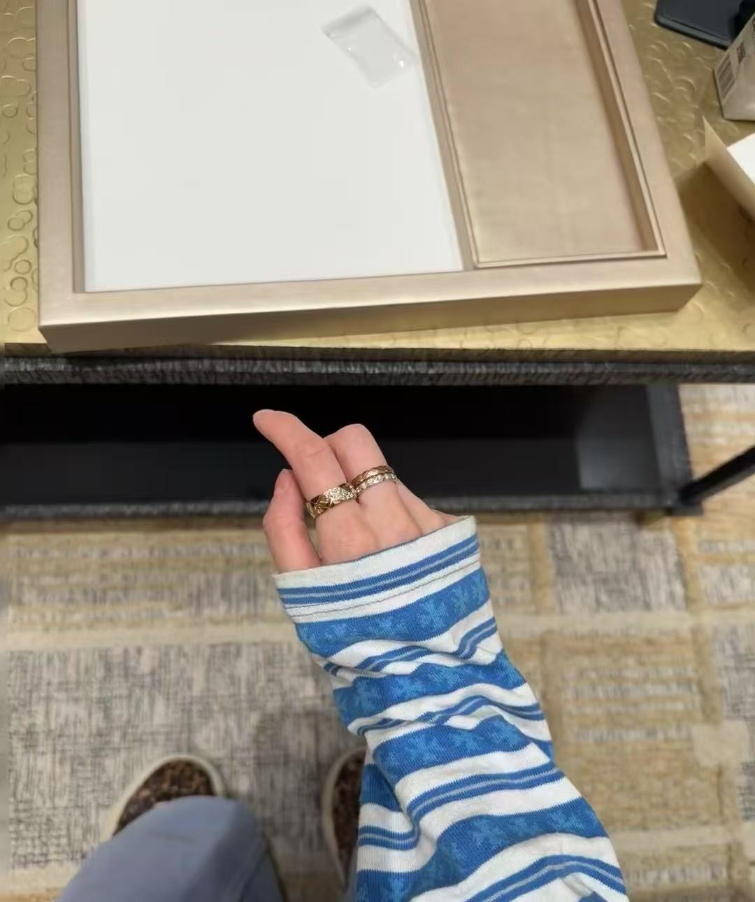 NO:633678,Rose gold is the least attractive color~it matches the skin tone very well,Cardia high-end jewelry19860909玫瑰金色是最不挑人的～很衬肤色,,卡迪亚高端饰品,Jewelry