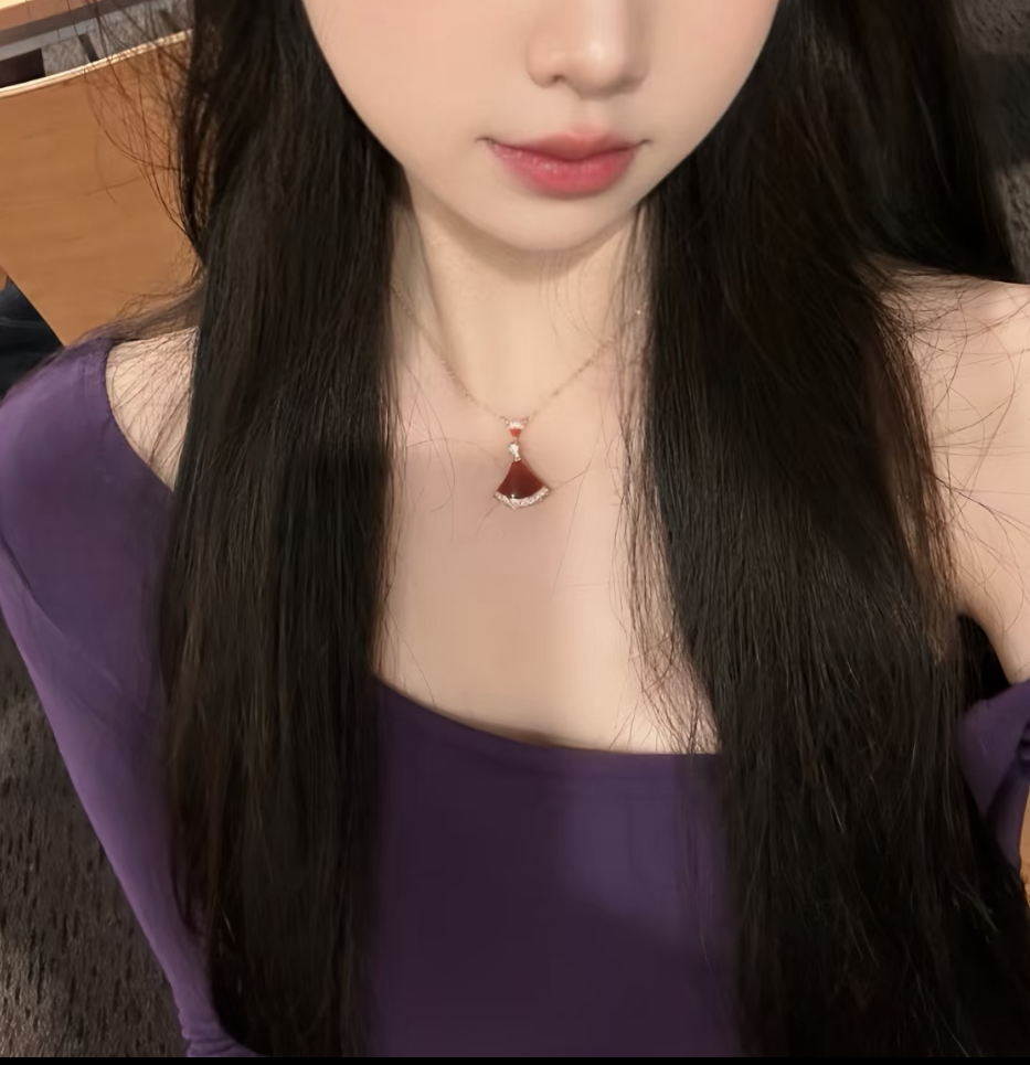 NO:635010,Large fan inlaid with diamonds and onyx rose gold necklace, necklace, Cartier high-end jewelry19860909大号扇子镶钻红玛瑙玫瑰金项链,,necklace,卡迪亚高端饰品,Jewelry