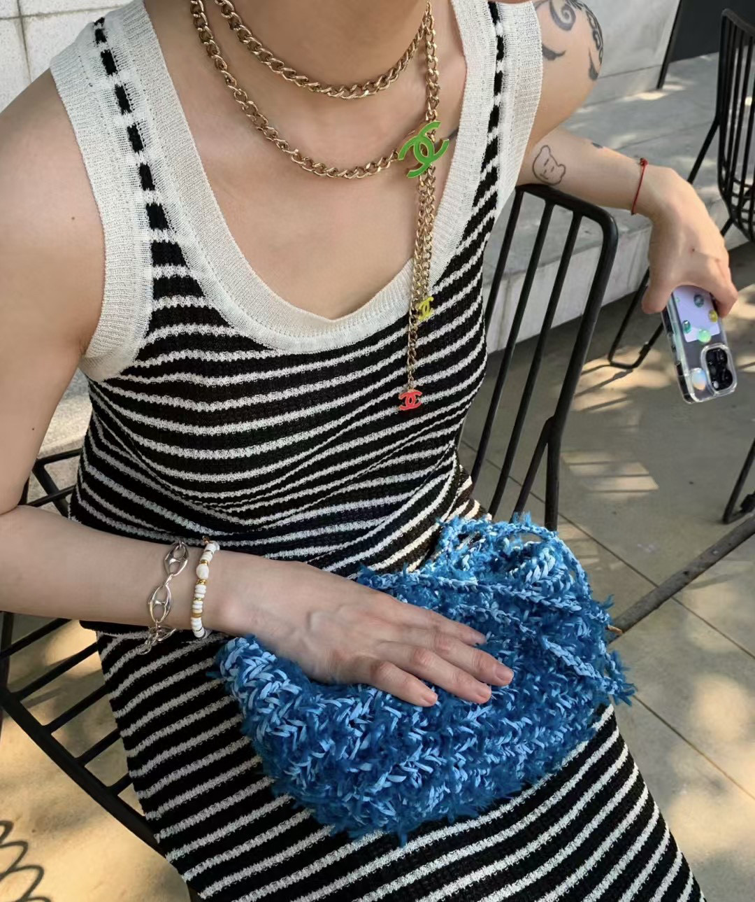 NO:634045,There are so many ways to wear the must-have items for fashionable girls. Waist chains, sweater chains, necklaces can also be used to decorate hairstyles, sweaters, necklaces, and high-end Cartier jewelry.19860909时髦girl辣妹必买款太多佩戴方式了 腰链、毛衣链、项链 还可以装饰发型,,sweaters,necklace,卡迪亚高端饰品,Jewelry