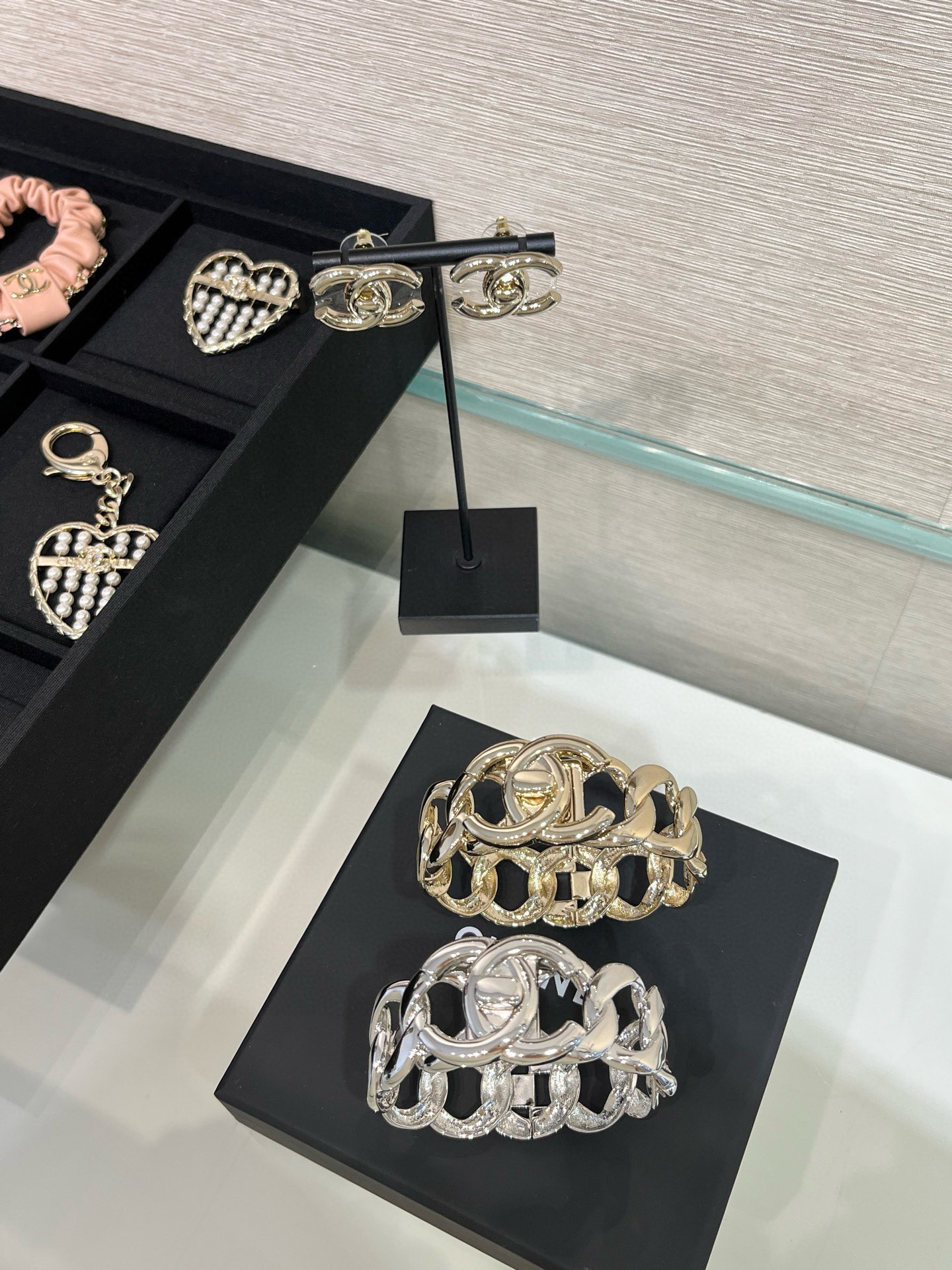 NO:635838,A collection of new products from the same series. Girlishness and elegance coexist. Suit matching recommendations. Customized models at good prices. Decorations do not waste money ~, Cardia high-end jewelry19860909新品同系列套装合集 少女心与贵气感并存 套装搭配推荐 定制款好价 装饰品不花冤枉钱～,,卡迪亚高端饰品,Jewelry