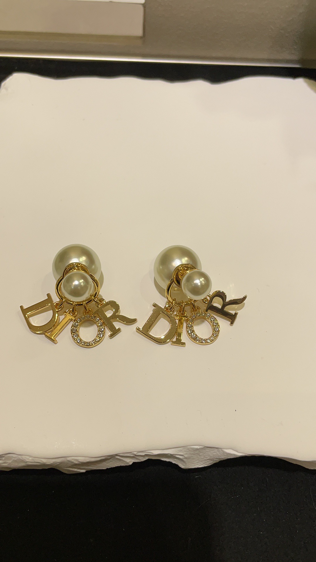 NO:741594,New Pearl Double Ball Earrings and Studs Collection 3, Elegant and Elegant and Age-Reducing. A series of ready-made, earrings, Cartier high-end jewelry.19860909新款珍珠双球耳环耳钉合集3 优雅贵气又减龄 一系列现货,,earrings,卡迪亚高端饰品,Jewelry