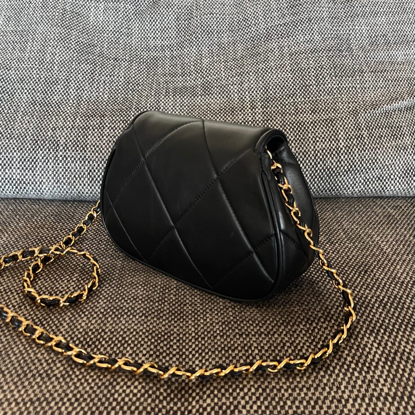 CHANEL VINTAGE BAG