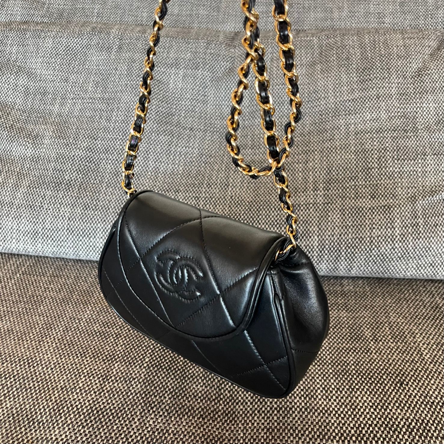 CHANEL VINTAGE BAG