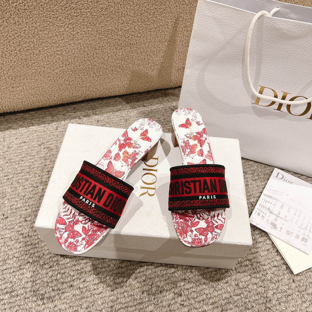 代购级别！经典迪奥logo电脑绣帆布方跟拖鞋，上乘美艳力作 dior专柜最火春夏系列 兼备气质 时尚 经