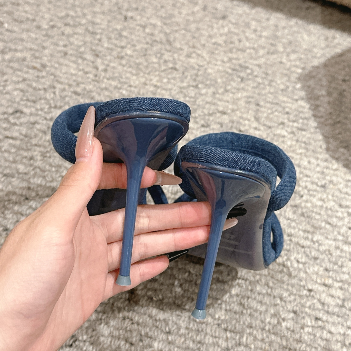 Luxury Alexander Wang Cowboy Shoes with Embossed Logo – Imported Material and High Heel - 图片 7