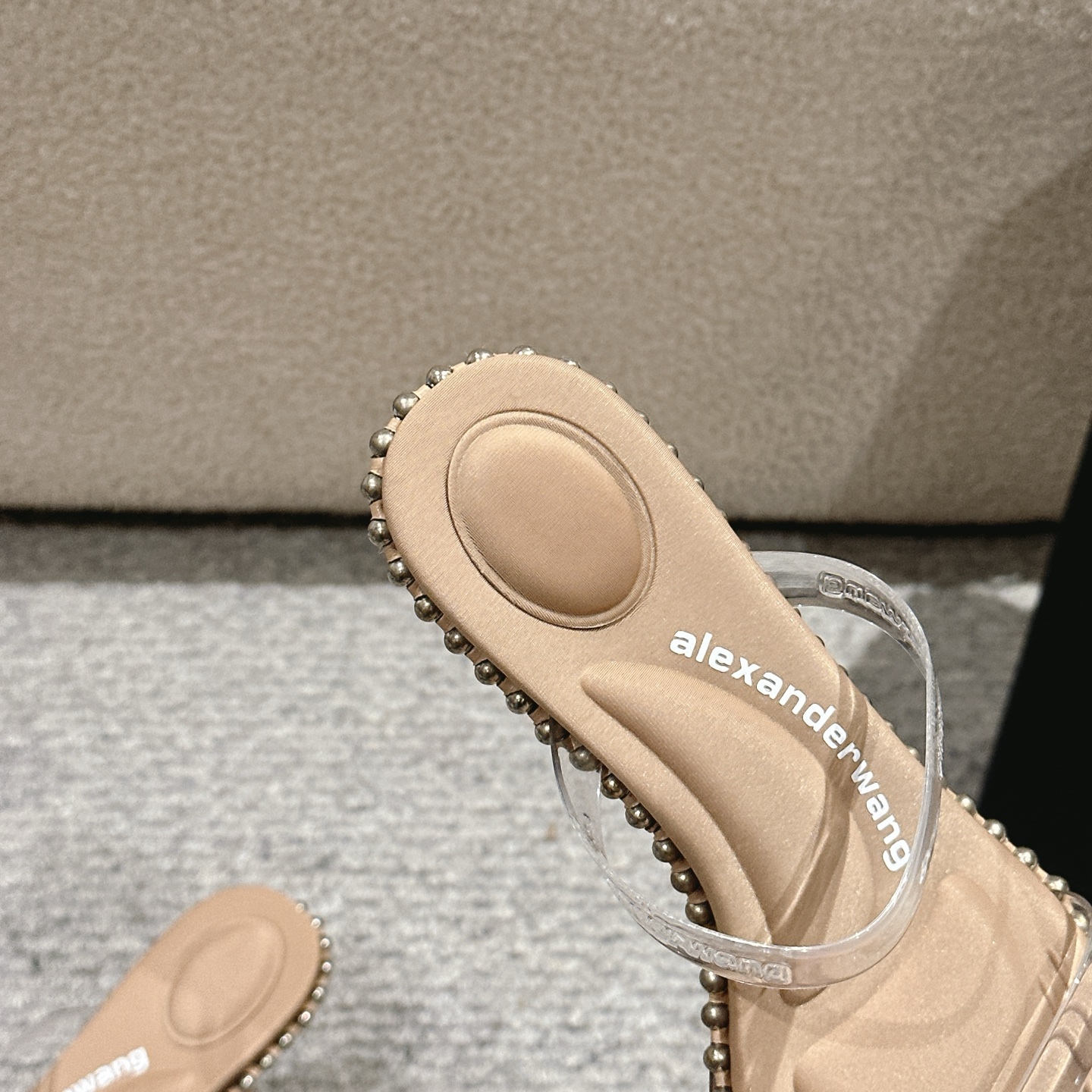 Luxury Alexander Wang Shoe Mats with Sensory Massage: Black, White, Almond Colors, 8cm High, Italian Leather Soles - 图片 8