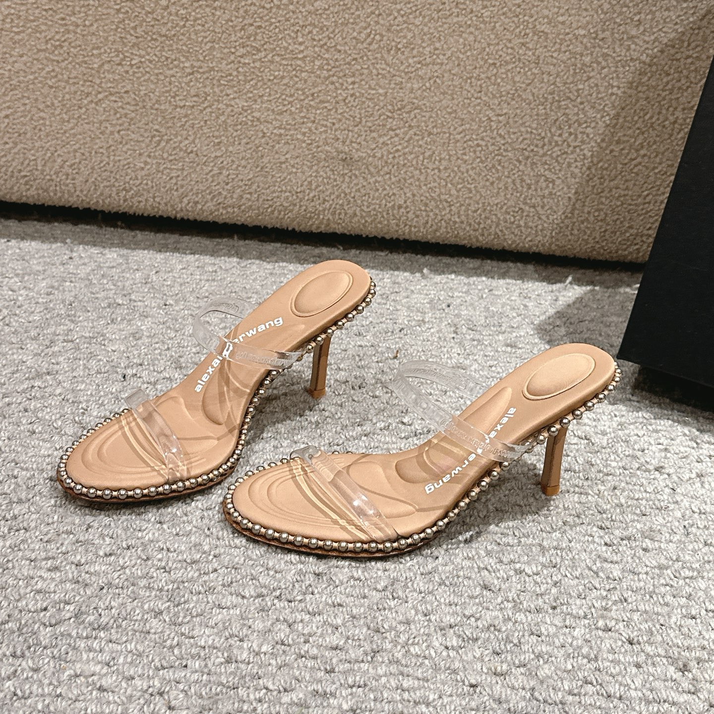 Luxury Alexander Wang Shoe Mats with Sensory Massage: Black, White, Almond Colors, 8cm High, Italian Leather Soles - 图片 1