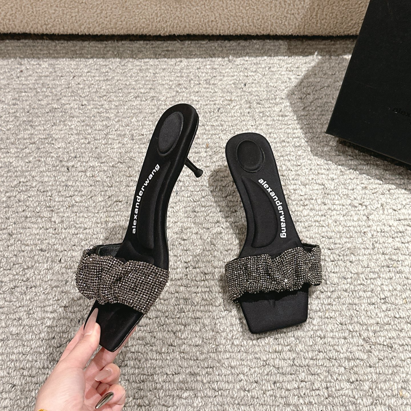 Luxury Alexander Wang Shoes with Dazzling Squares and Imported Copper Nets - 图片 5