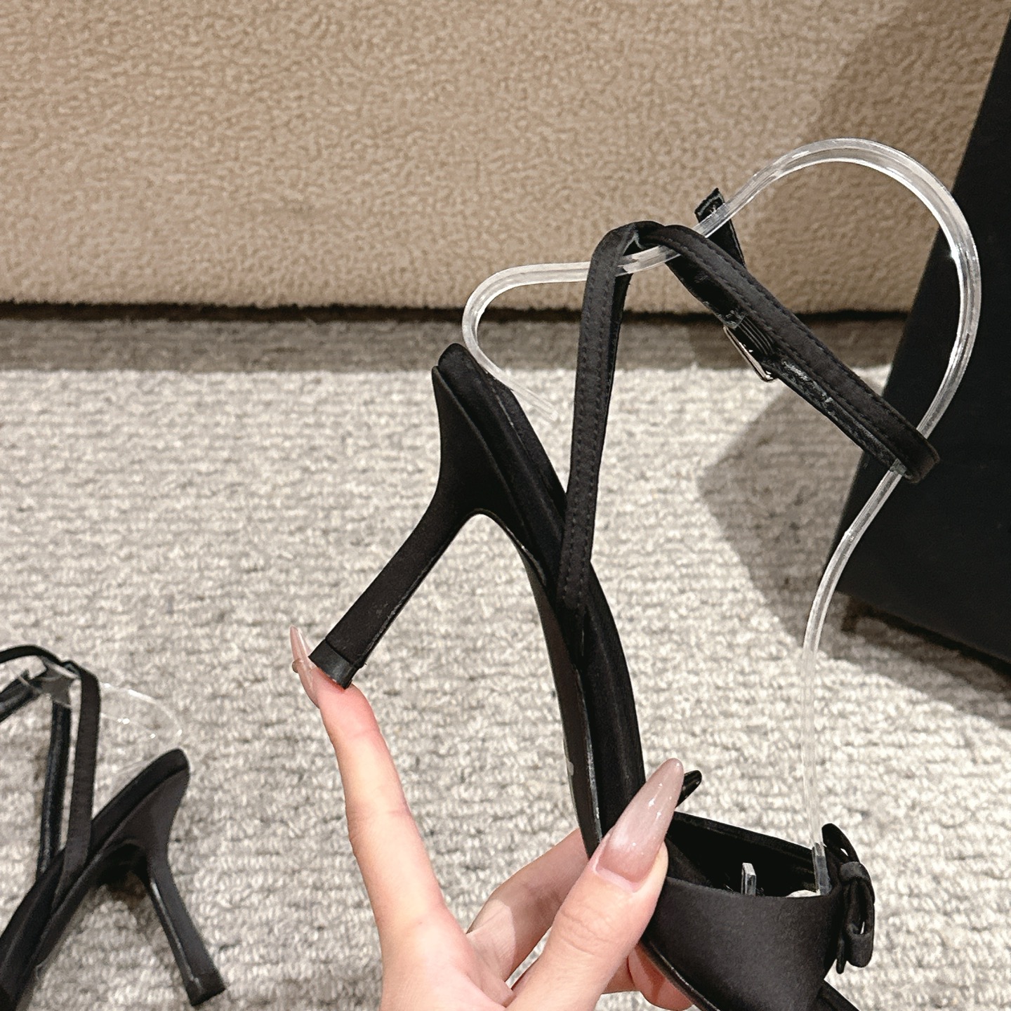 Luxury Alexander Wang shoes with original materials, emulsions, logos, and high-quality design elements in multiple colors and sizes. - 图片 8