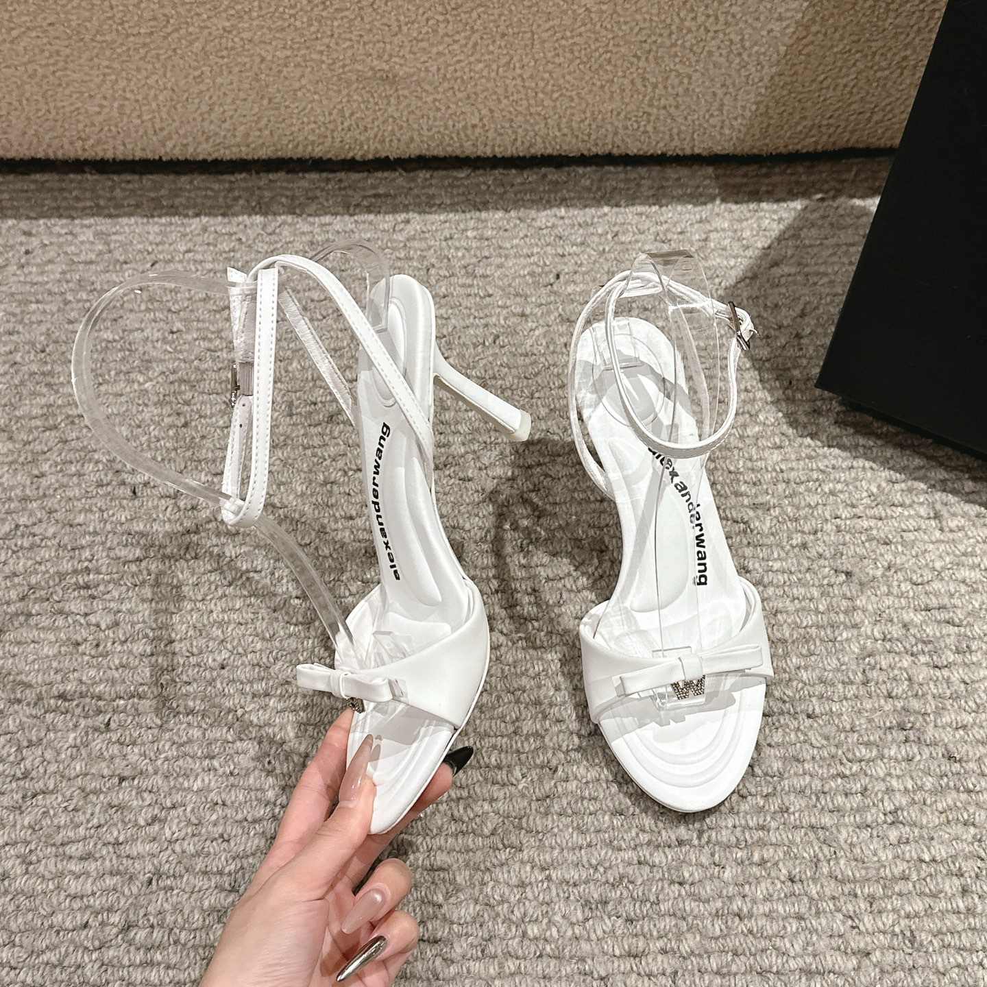 Luxurious Alexander Wang Shoes: Original Materials, Dazzling Designs, Imported Skins | Sizes 35-39 - 图片 5