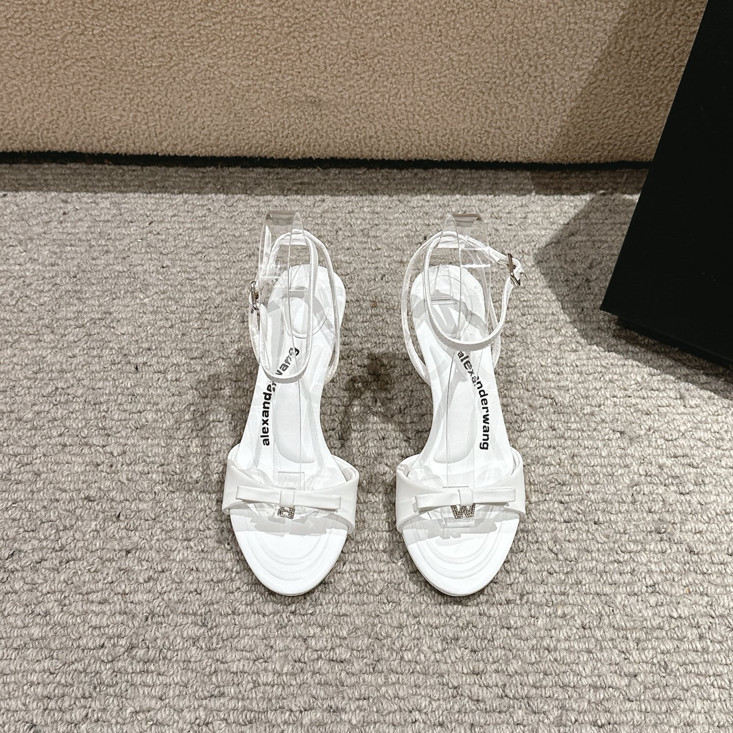 Luxurious Alexander Wang Shoes: Original Materials, Dazzling Designs, Imported Skins | Sizes 35-39 - 图片 2