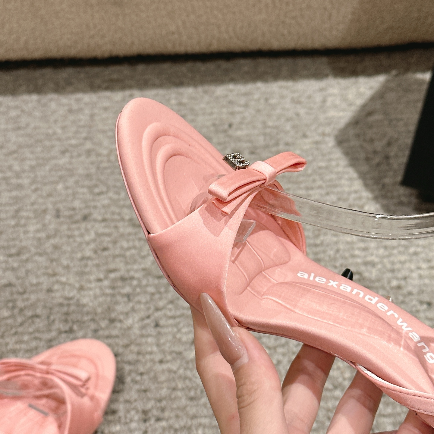 Luxurious Alexander Wang Replica Shoes: Original Materials, Stylish Designs, Various Colors and Sizes - 图片 7