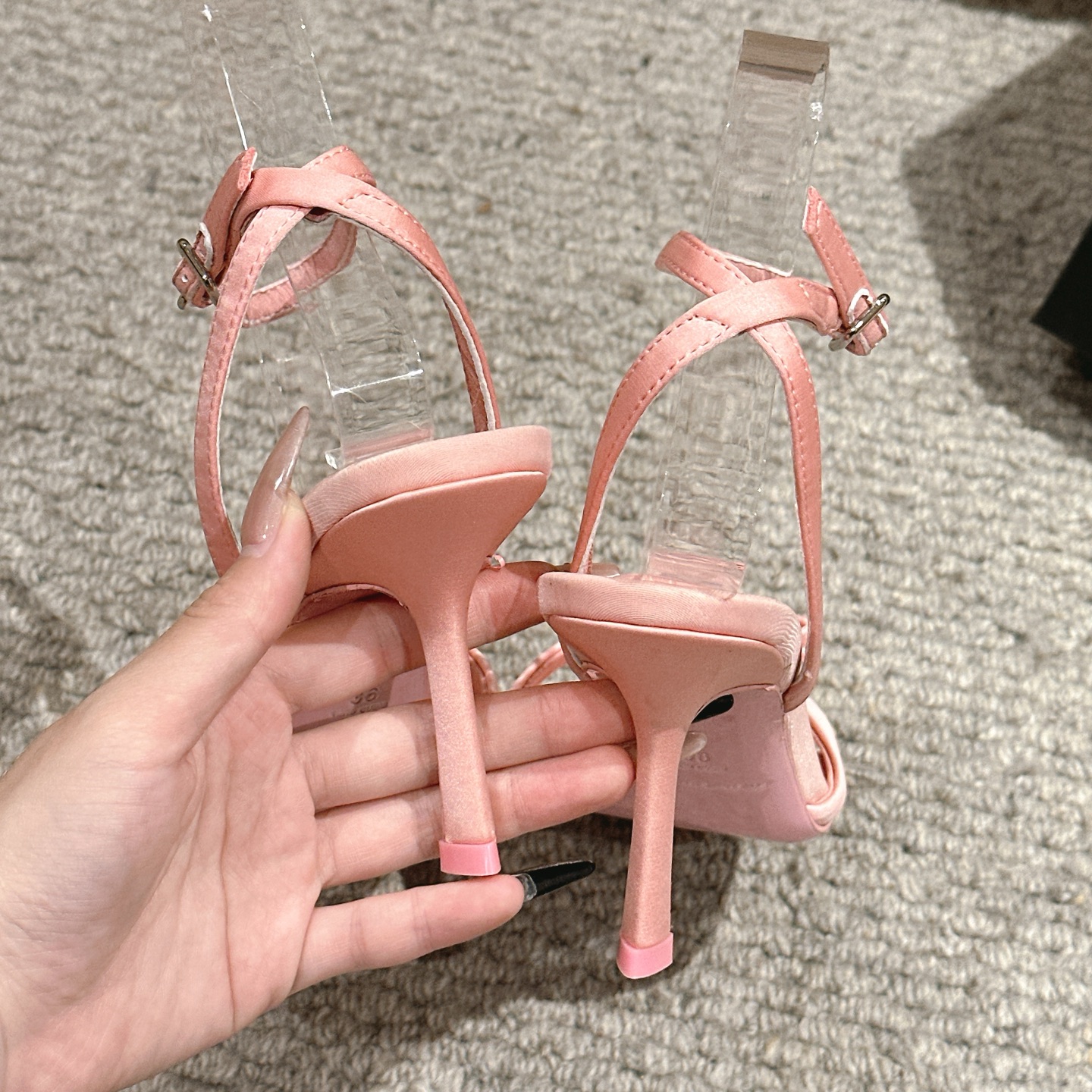 Luxurious Alexander Wang Replica Shoes: Original Materials, Stylish Designs, Various Colors and Sizes - 图片 8