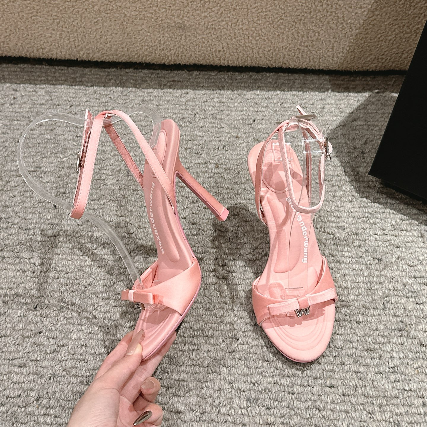 Luxurious Alexander Wang Designer Shoes: Original Materials, High Quality, Various Colors, Imported Leather – Size 35-39 - 图片 5