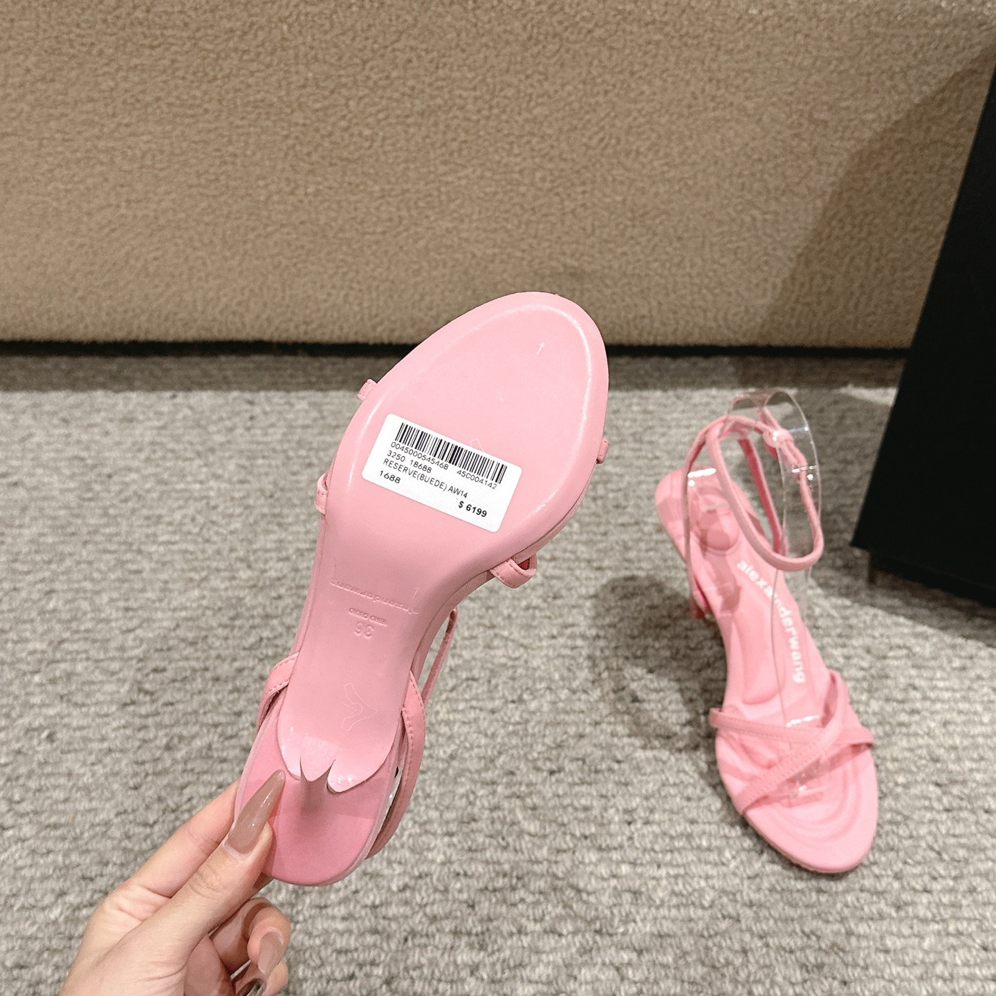 Luxurious Alexander Wang Shoes: Original Materials, Unique Designs, and Imported Leather – Search-Friendly Title - 图片 9
