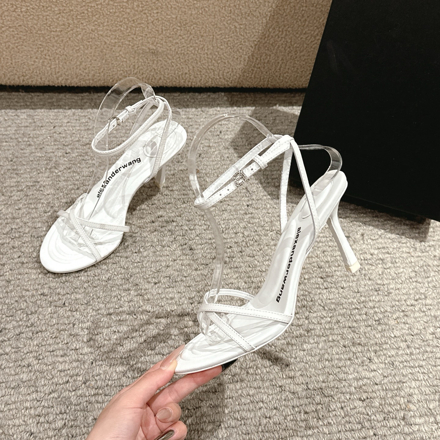 Luxurious Alexander Wang Shoes: Imported Silk and Leather, High Heels, Italian Leather Soles – Sizes 35-39 - 图片 3