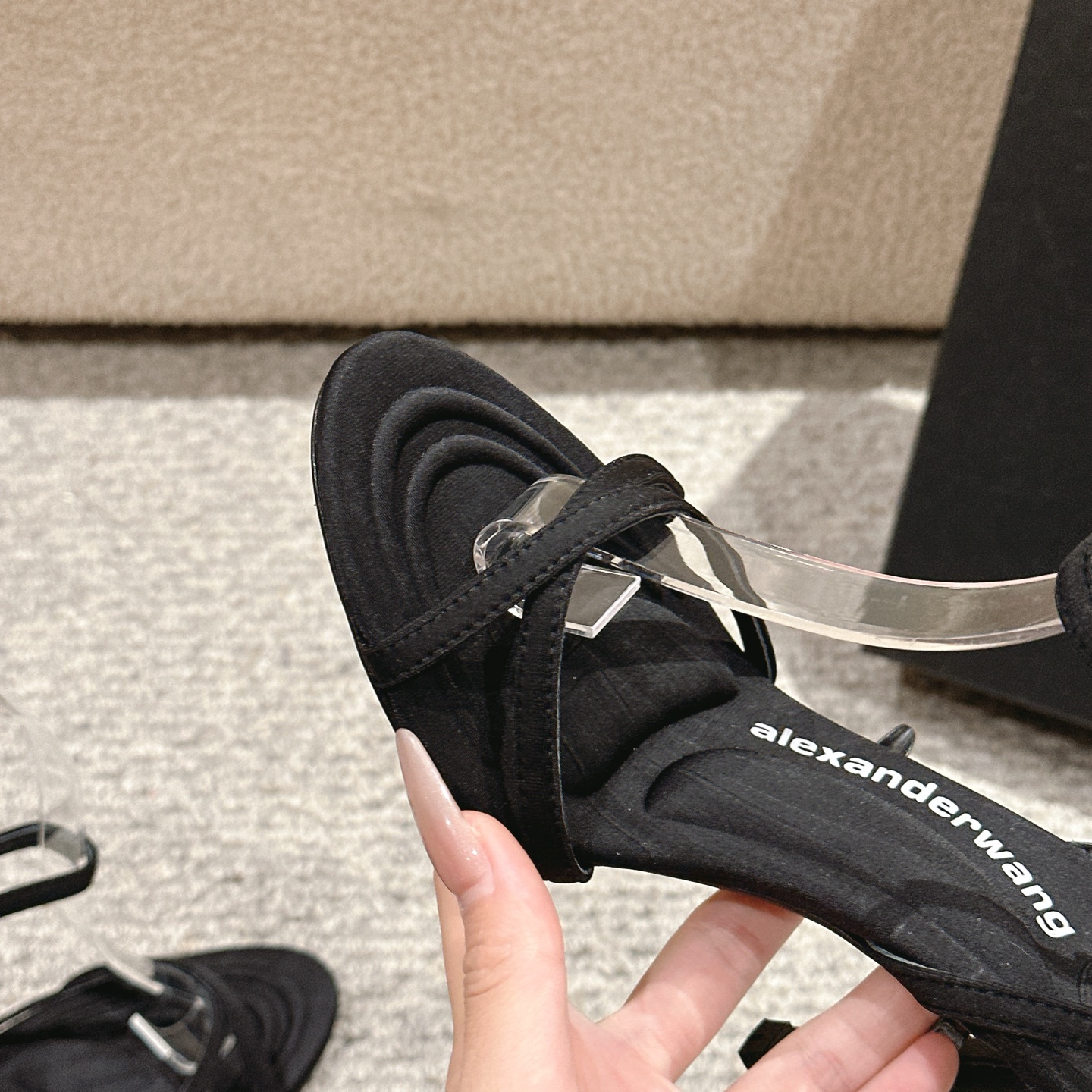 Luxurious Alexander Wang Shoes: Original Materials, Variety of Colors, Imported Leather and Silk – 1:1 Quality - 图片 7