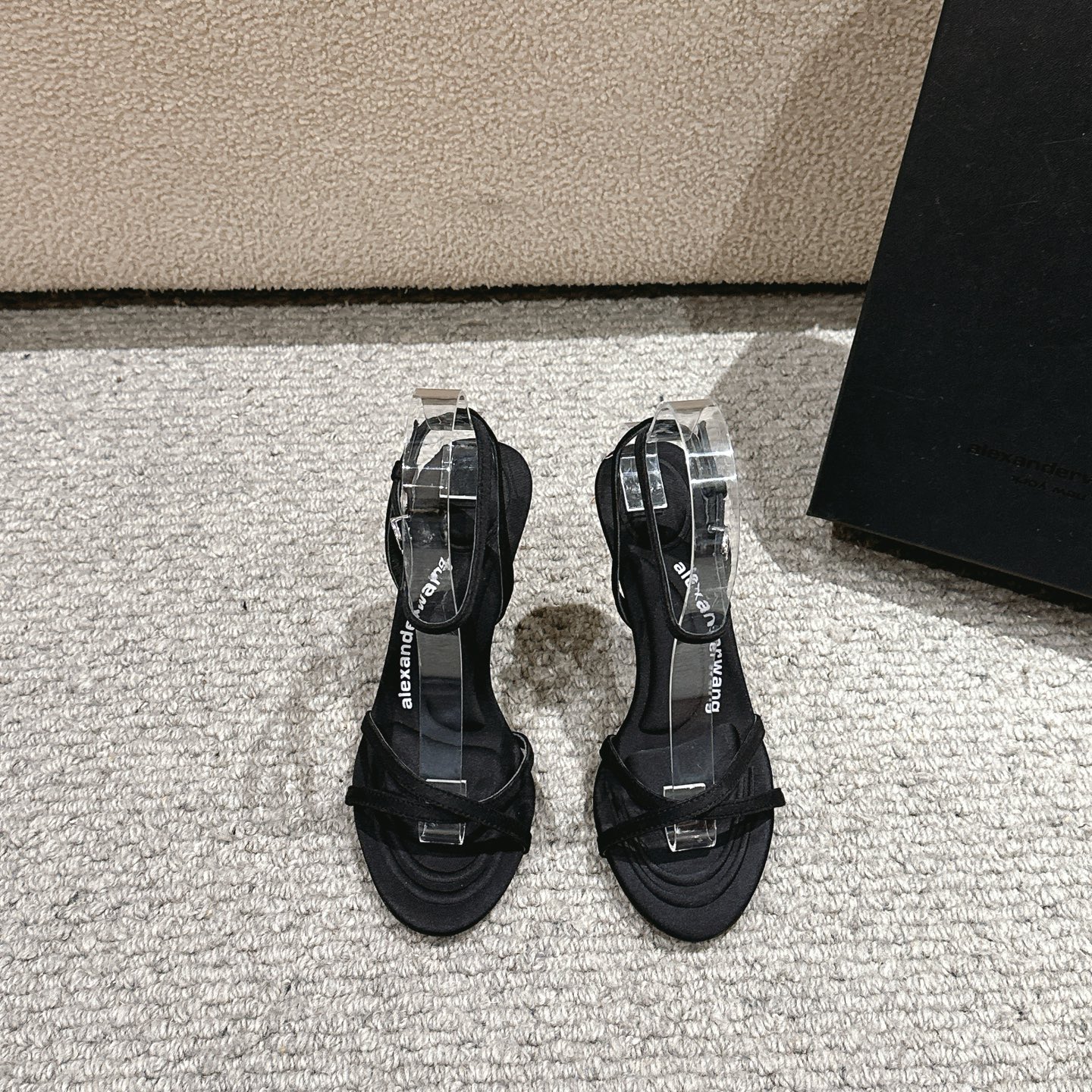 Luxurious Alexander Wang Shoes: Original Materials, Variety of Colors, Imported Leather and Silk – 1:1 Quality - 图片 2