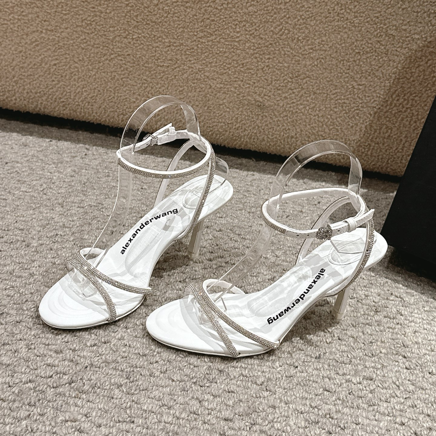 “Alexander Wang Luxury Shoes: Original Materials, Stylish Design, Imported Silk and Leather, Various Colors and Heights”