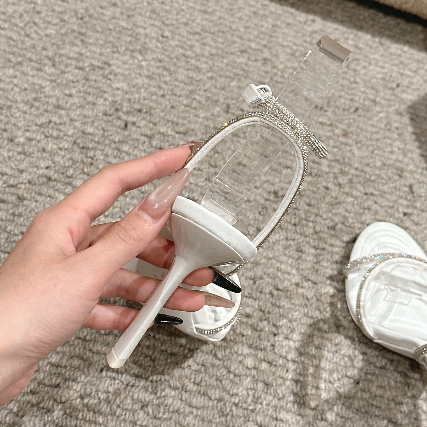 Luxurious Alexander Wang Shoes: Materials, Styles, and Sizes Overview - 图片 8