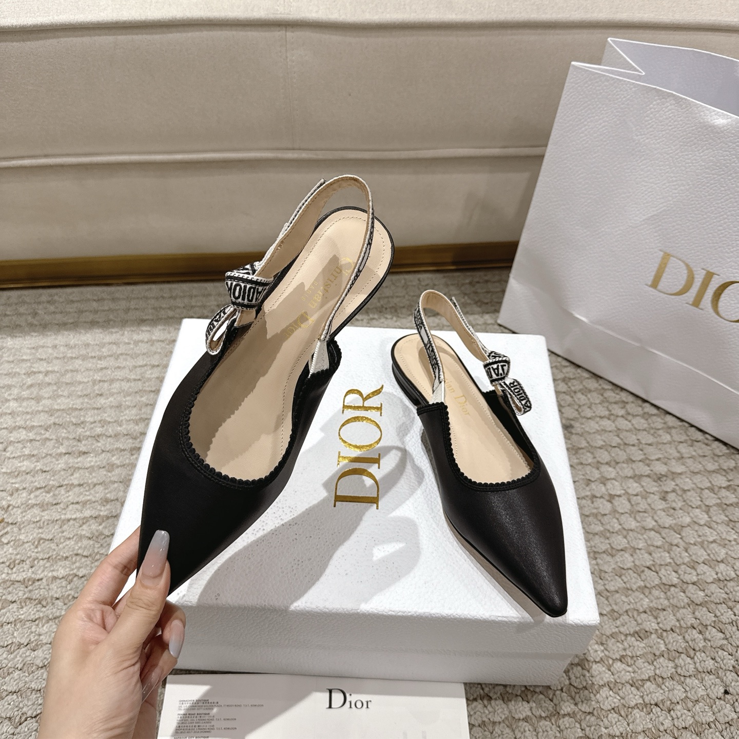 DioJ’Adior Leather Shoes: Italian Studio’s High-Quality, Elegant Footwear with Naked Technology - 图片 4