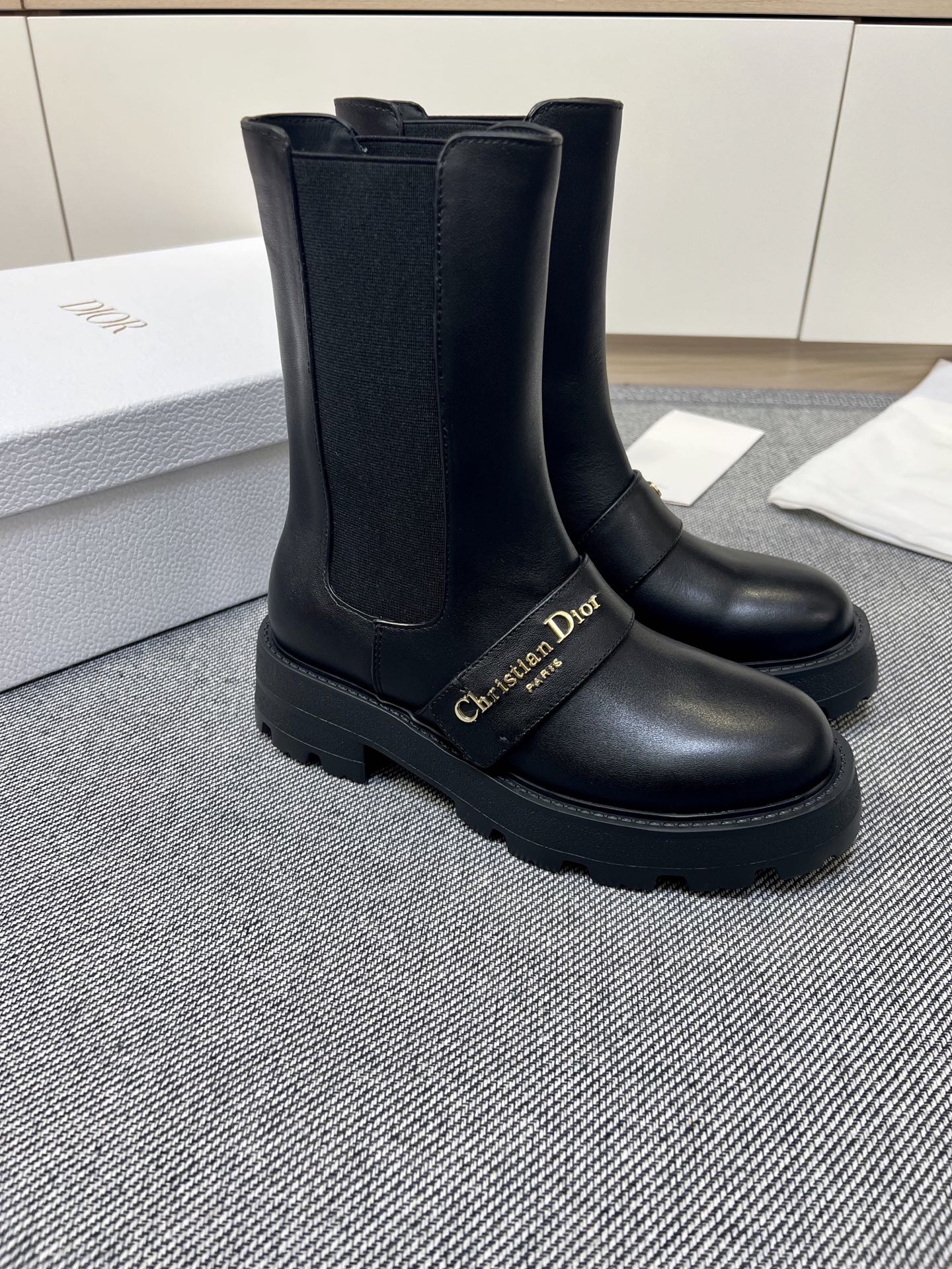 Dior CD Buckle Heeled Boots - Round Toe Chunky Heel Fashion Boots for Women 4 i1757227266986 1060 0 2
