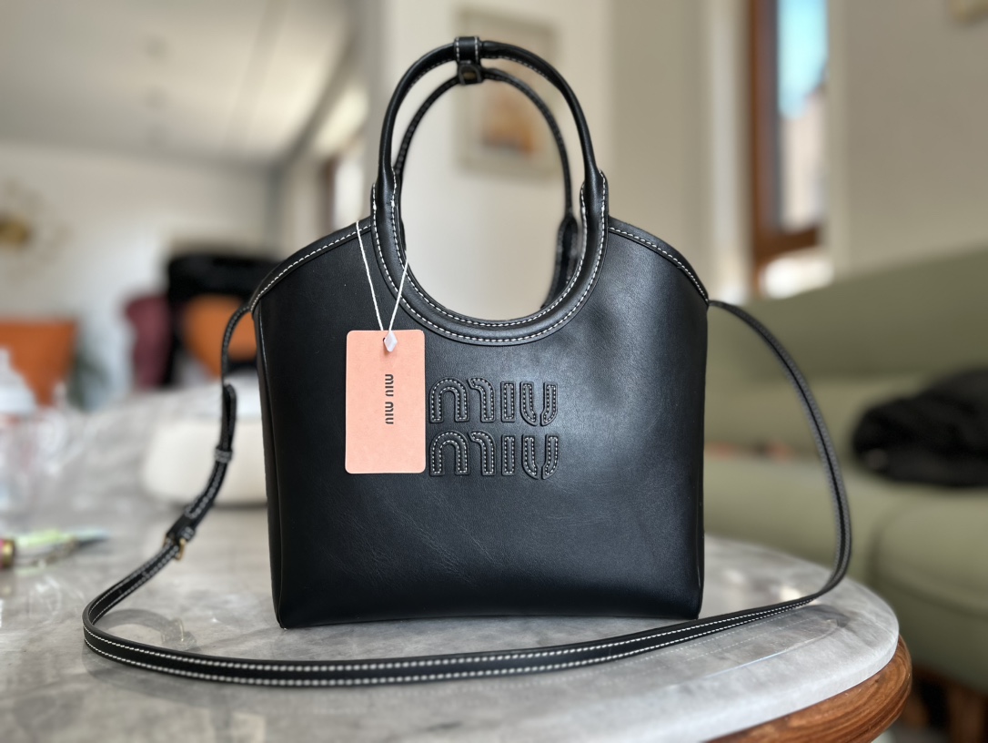 Miu Miu Ivy Hobo Bag in brown leather - Bag 7