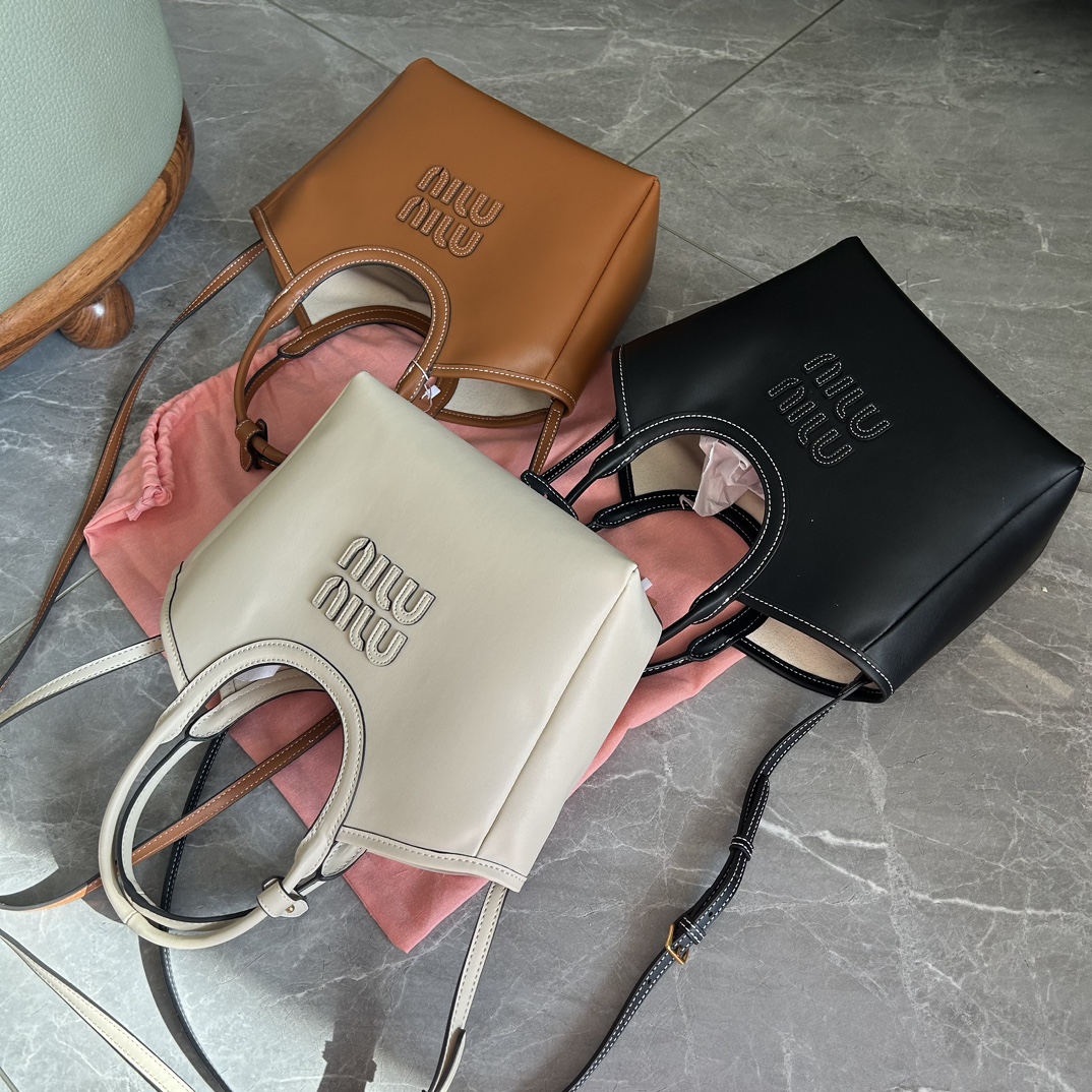 Miu Miu Ivy Hobo Bag in brown leather - Bag 2