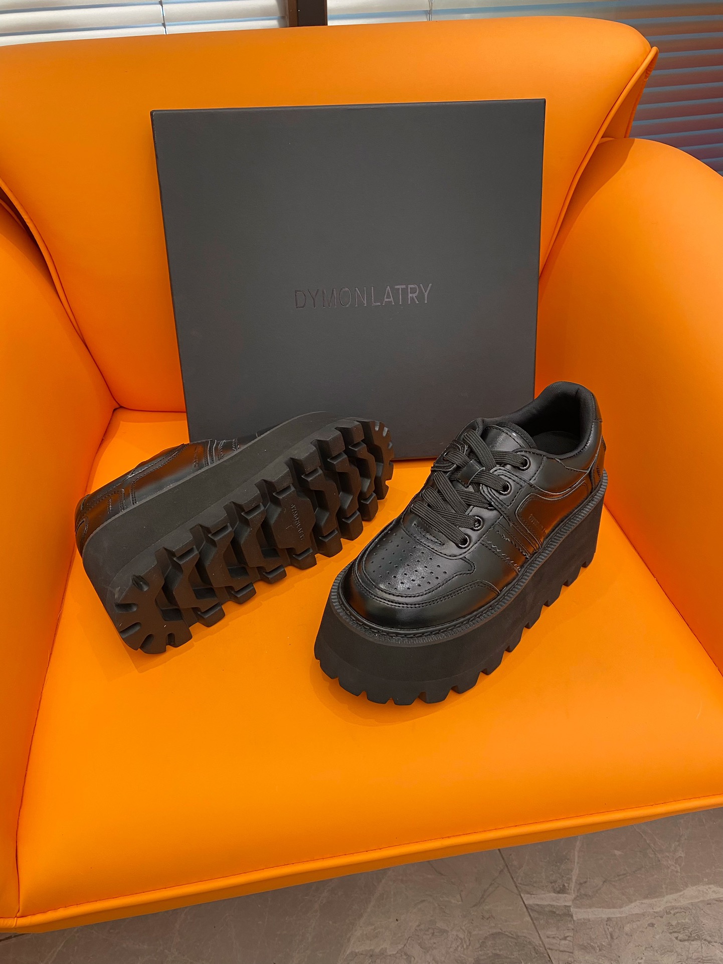 875 Dymonlatry 2023: Red-Hot Pancreas Half-Loaf Shoes for Fashionable Girls - 图片 8
