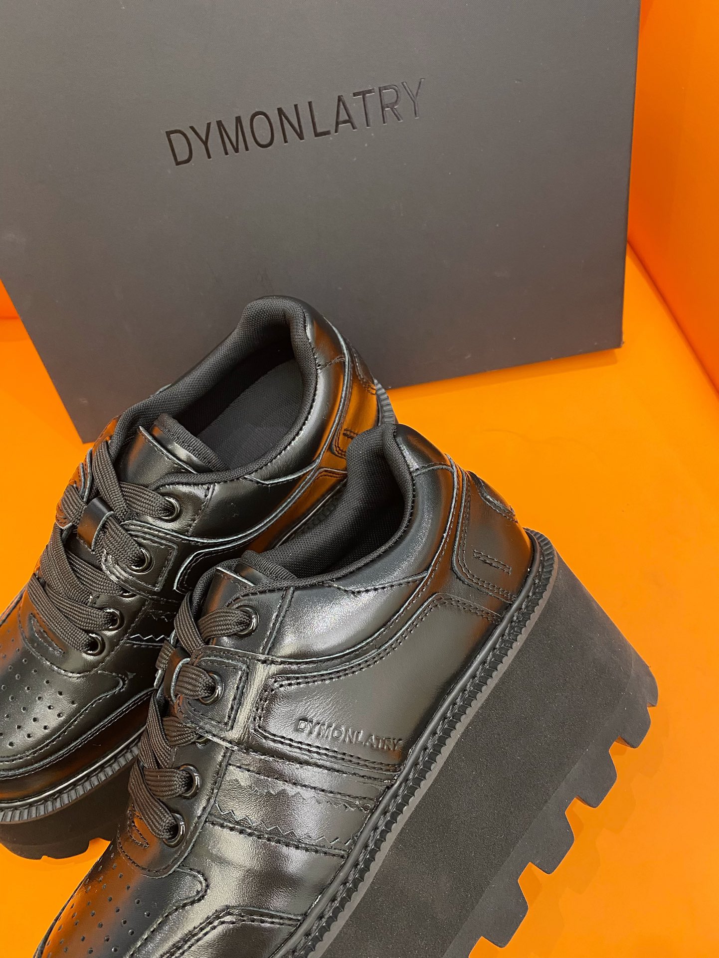 875 Dymonlatry 2023: Red-Hot Pancreas Half-Loaf Shoes for Fashionable Girls - 图片 5