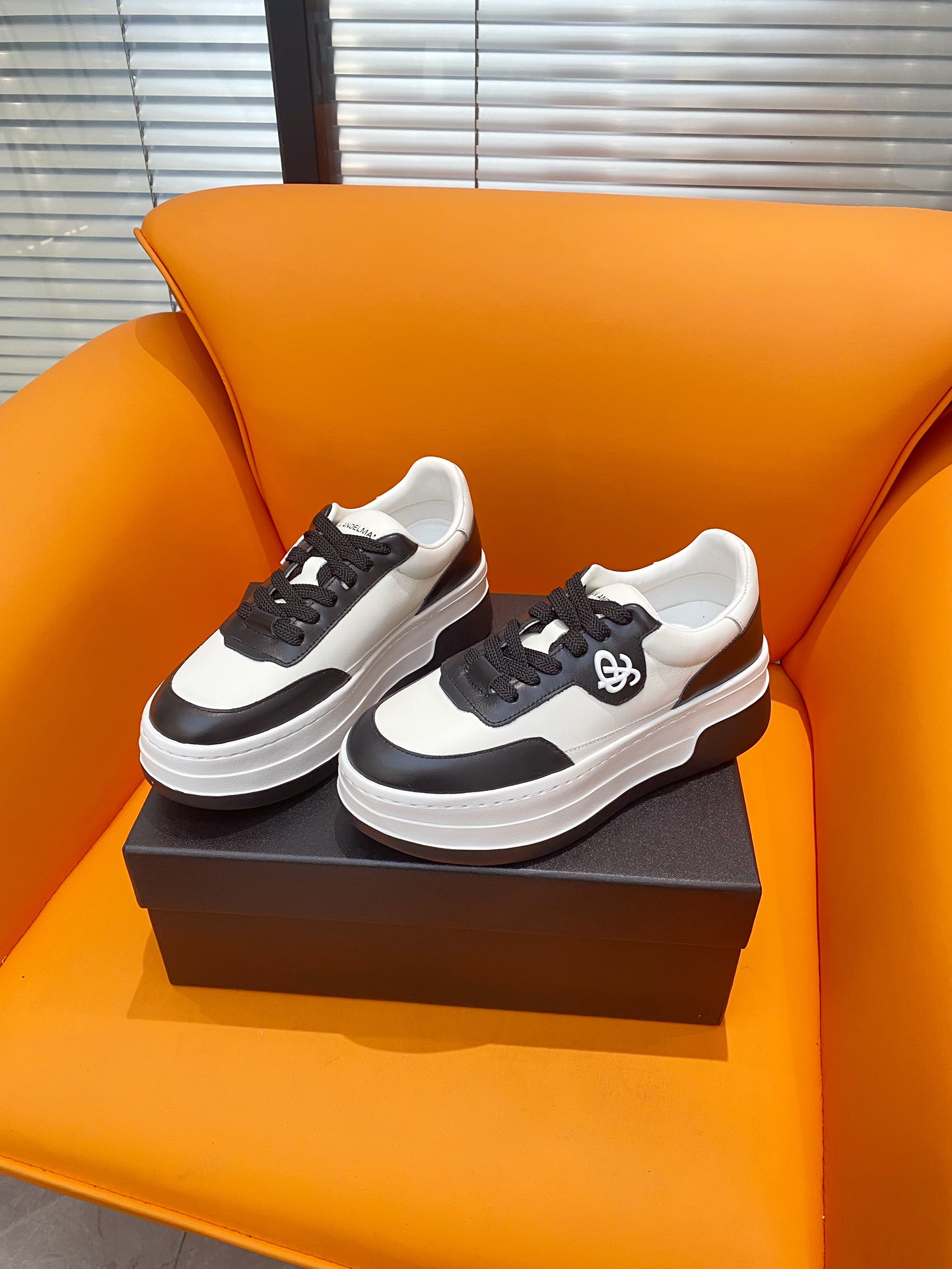 Fashionable White Shoes with Abstract Architectural Design, 6 CM Height Increase Offered